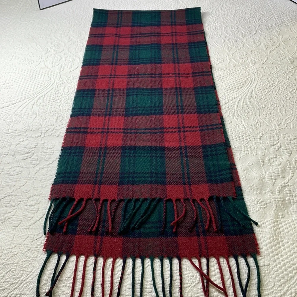 ⭐️🌸Tie Rack 100% pure lambswool tartan scarf made in Scotland